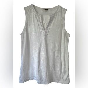 Boden Women’s V Neck Tank Top White Size 6 Excellent Condition!